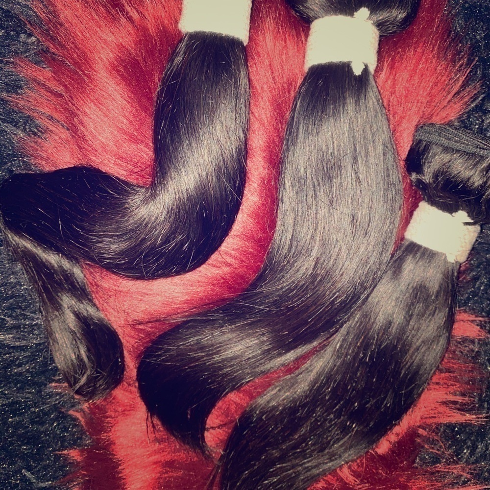 100% Brazilian  human hair bundles